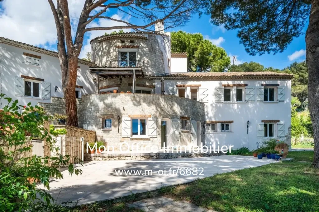 Välivaade - Charming Villa with Pool on Rove Heights