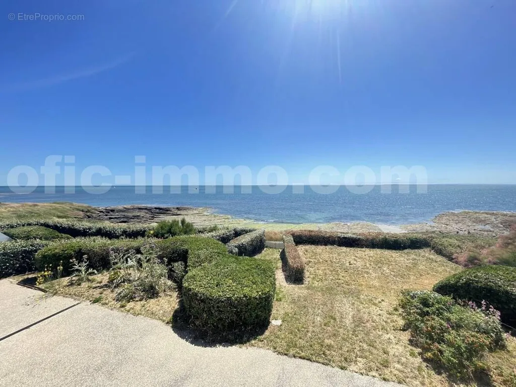 Aed - House with Sea View in Saint-Gildas-De-Rhuys