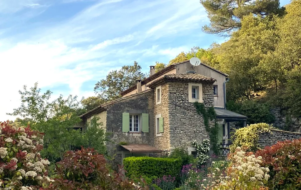 11-room property in L'Isle-sur-la-Sorgue