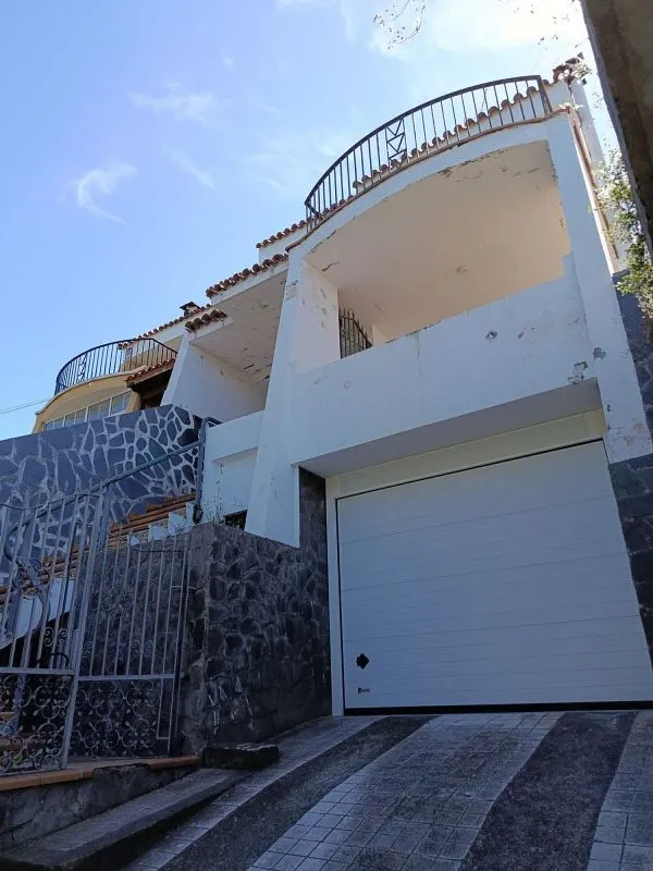 Välivaade - Triplex for Renovation with Garden in Tafira