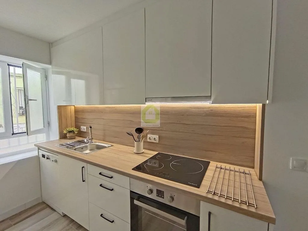 Köök - Fully Furnished Flat with Air Conditioning in Zaidín