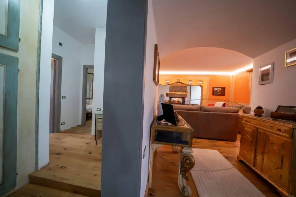 Esik - Rustic Villa with Garden in Figline Valdarno