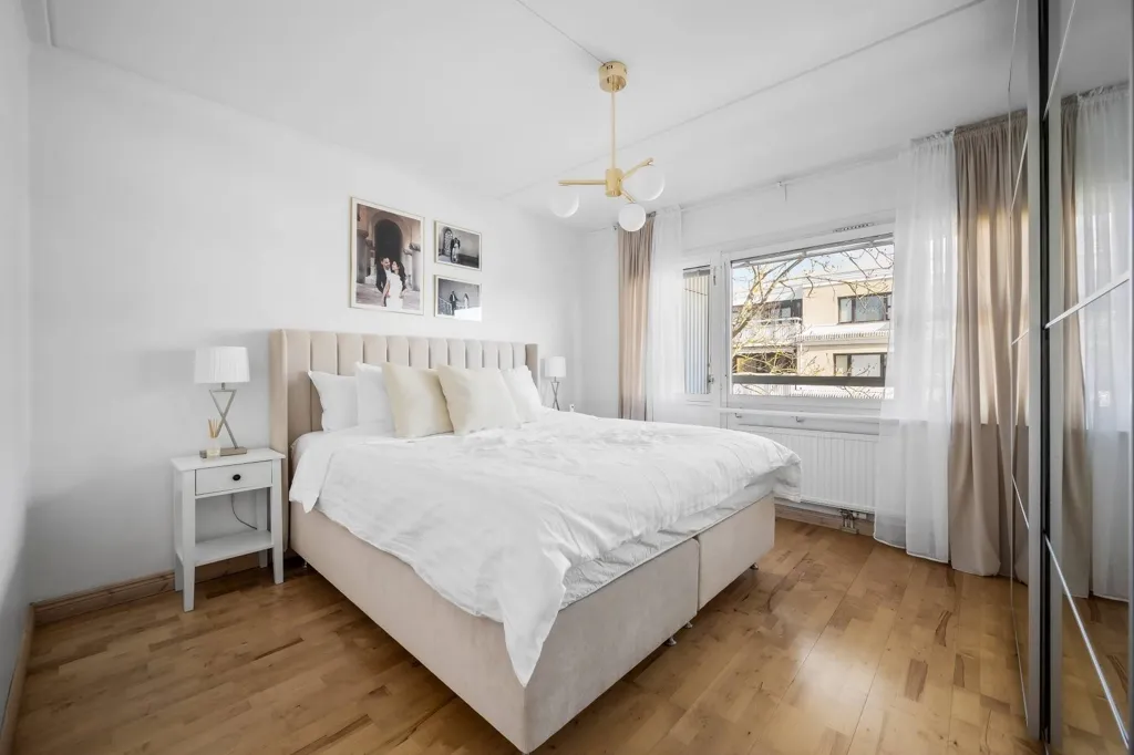 Camere da letto - Open-Plan Flat with Balcony in Kista