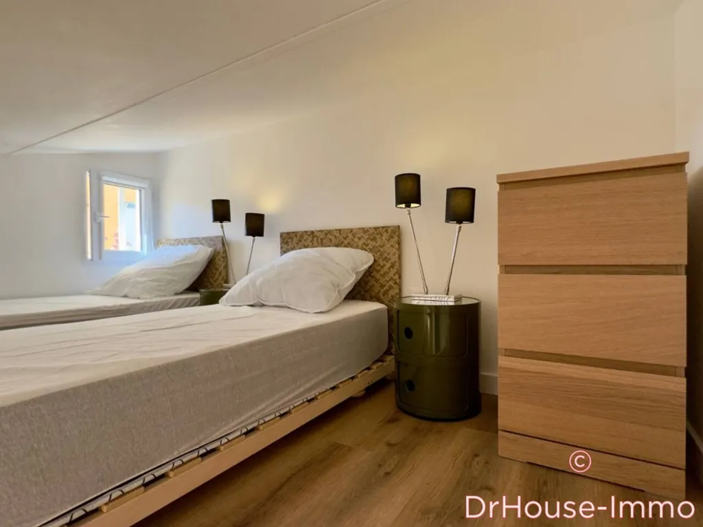 Chambres - Appartement Rénové avec Terrasse à Agde