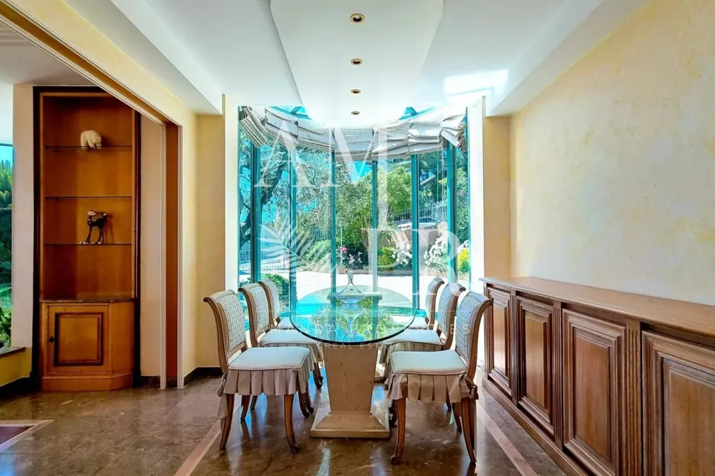 Söögituba - Luxury Villa with Sea View near Cannes