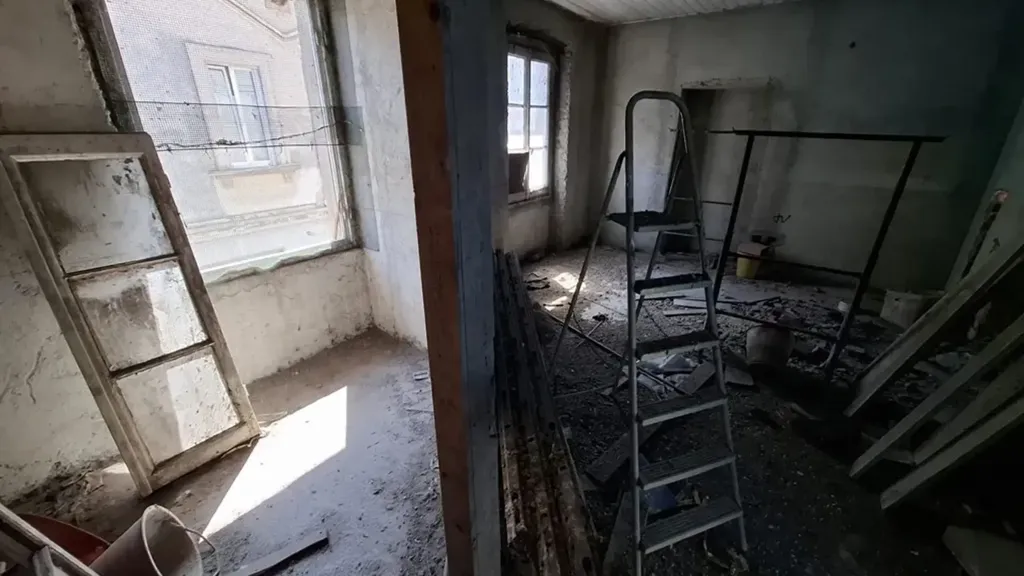 Pièces - Rustic Property for Renovation in Meda