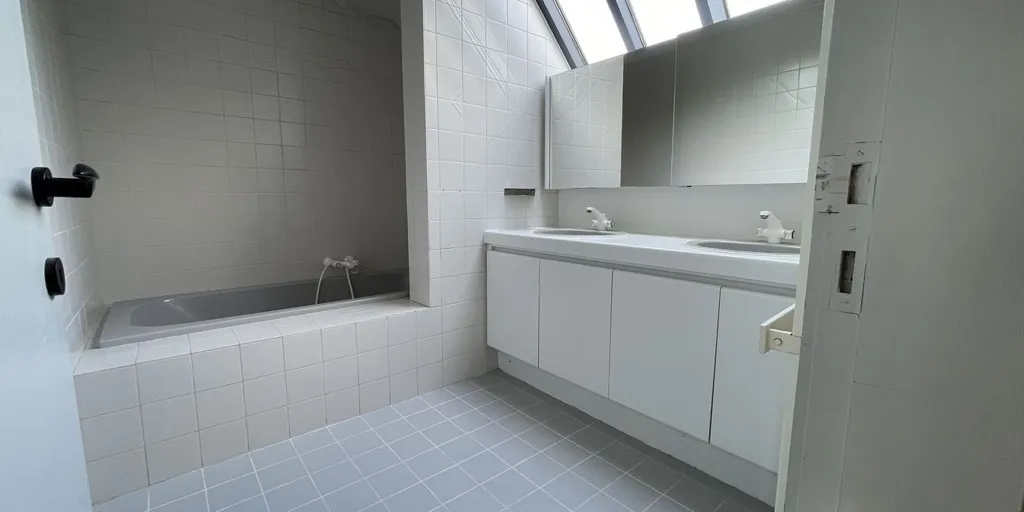 Vannitoad - Architect's Villa with Garden in De Panne
