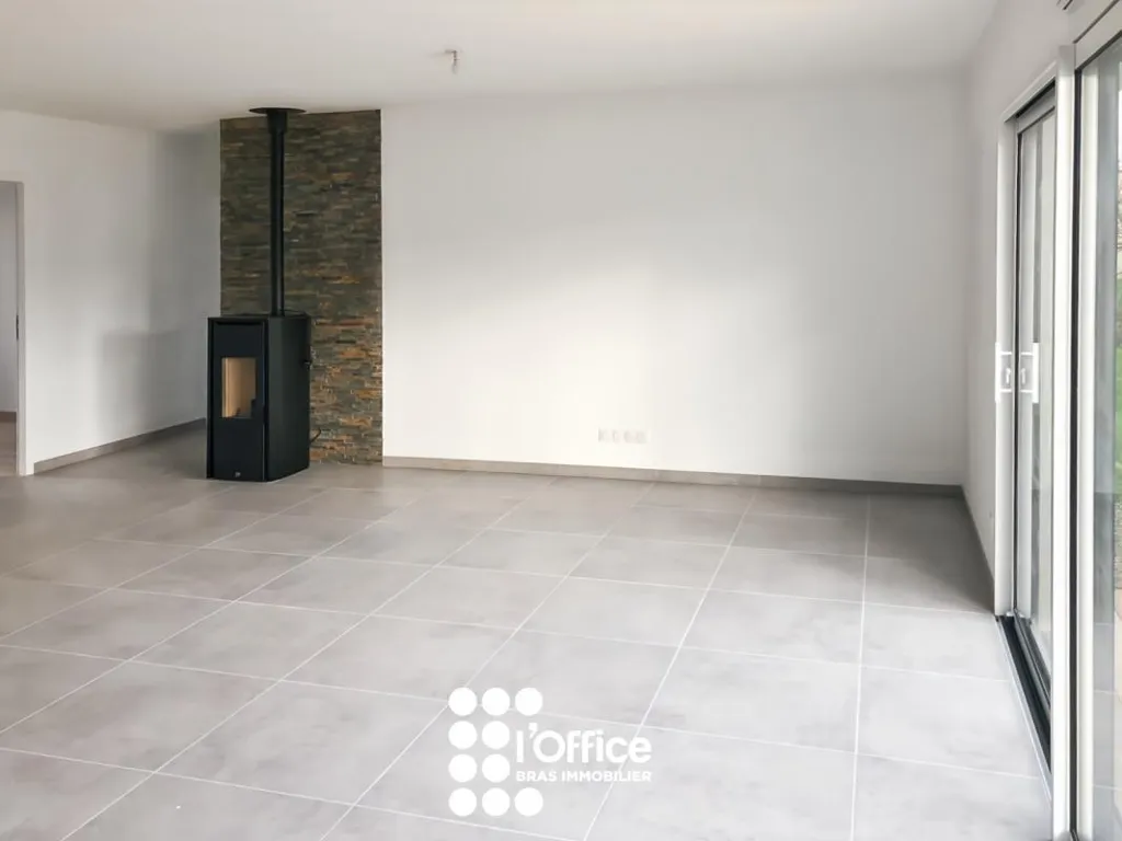 Soggiorno - New Flat-Plan House with Terrace in Grosbreuil