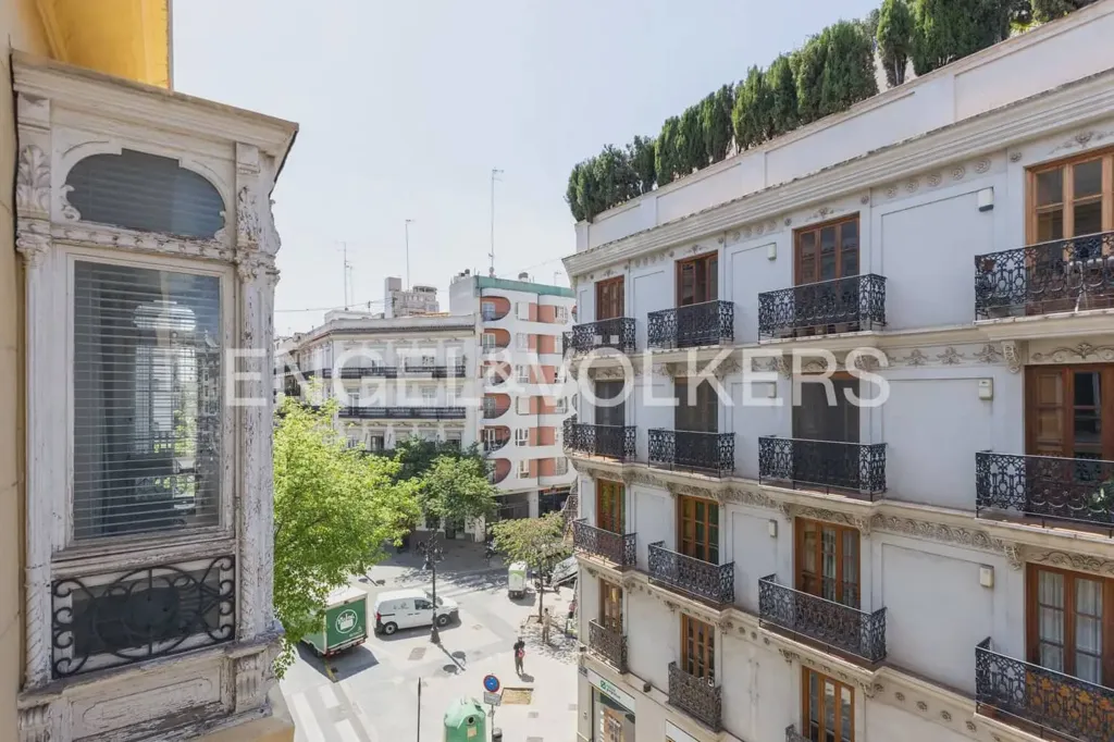 Balcon - Apartment with Balconies in Pla del Remei