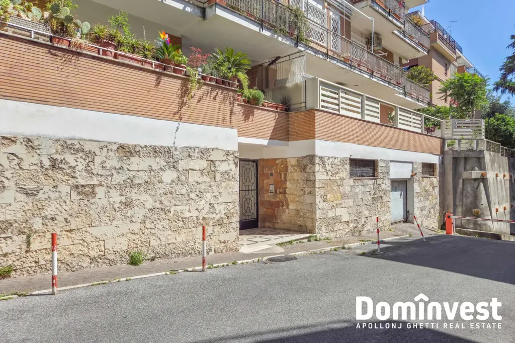 Välivaade - Attico with Panoramic Terrace in Via Aurelia