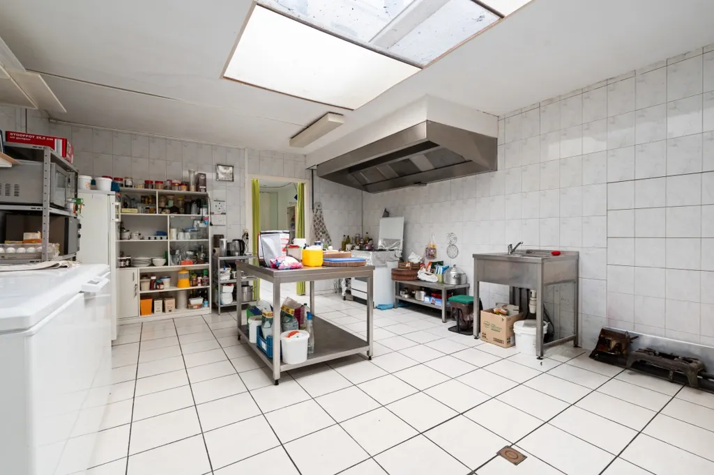 Cucina - Charming Townhouse with Garden in Central Zaventem