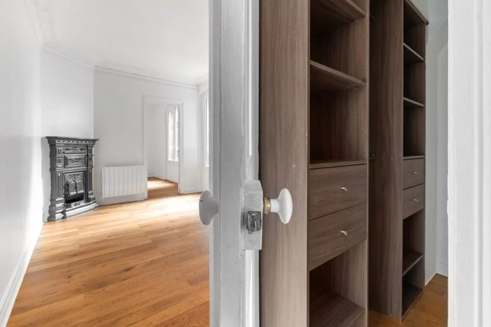 Entrée - Appartement Rénové avec Ascenseur à Picpus