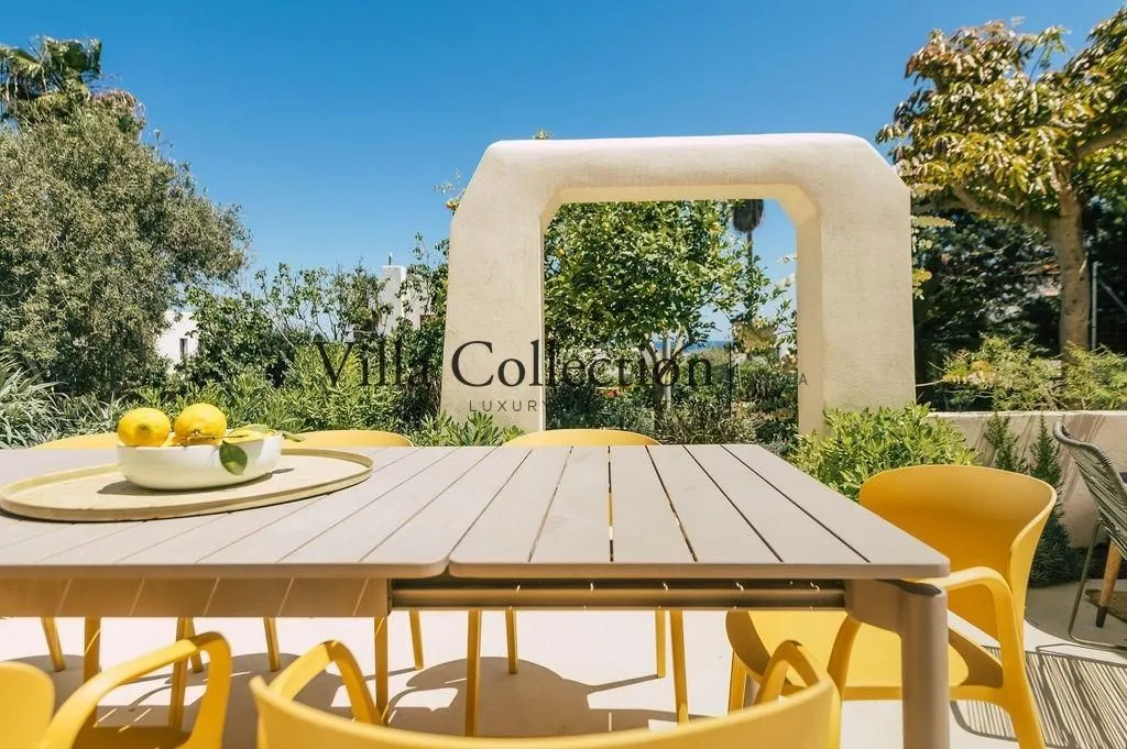 Terrasse - Luxury Villa with Sea View in Santa Eulària