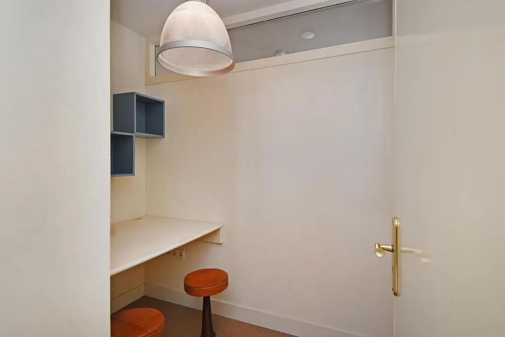 Kabinet - Ground-floor Apartment with Sea View in Scheveningen