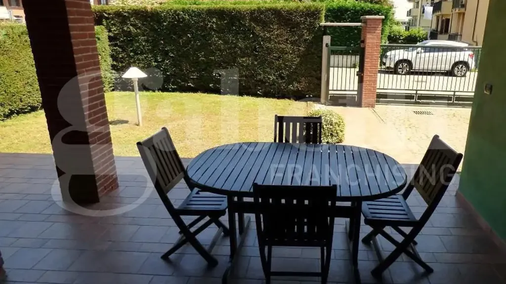 Terrasse - Rustic Villa with Private Garden in Cavour