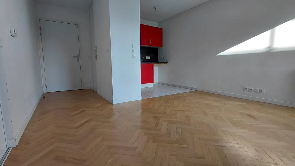 Pièces - Appartement 2 Pièces avec Vue Dégagée à Ermont