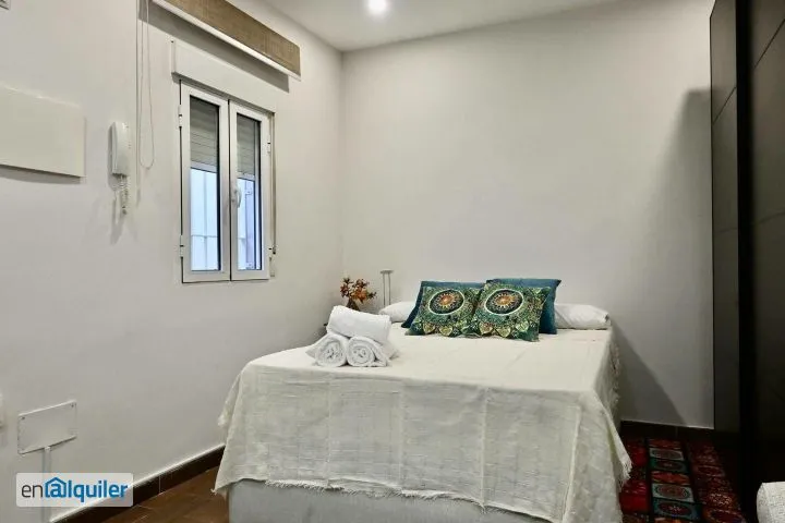 Camere da letto - Modern Studio with Central Location