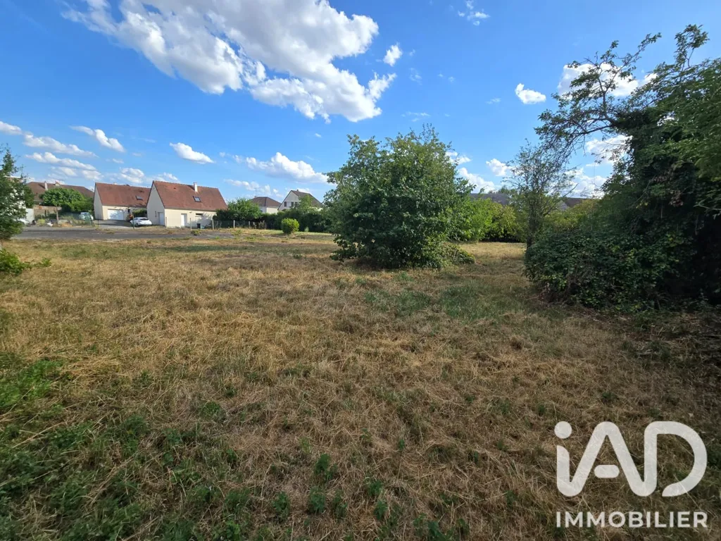 Aed - Divisible Land with Approved Division in Chaingy
