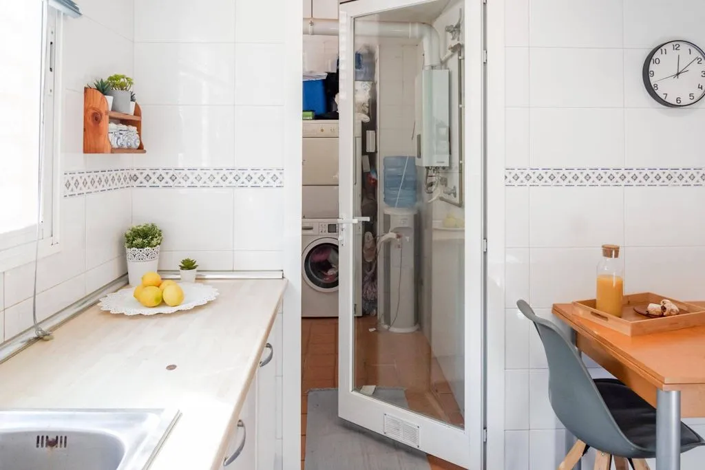 Cuisine - Luxury Flat with Private Pool in Les Maravelles, Palma