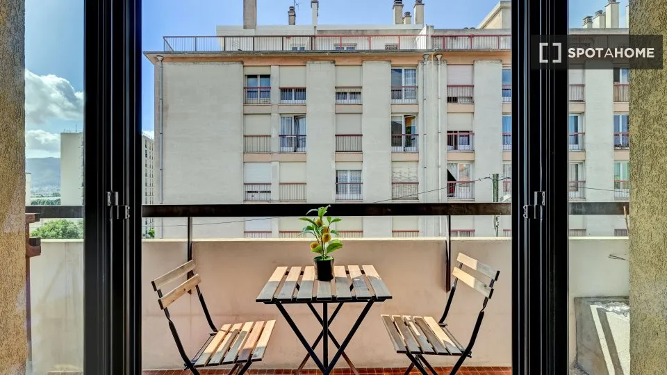 Balcon - Appartement 3 pièces à Saint-Barnabé, Marseille