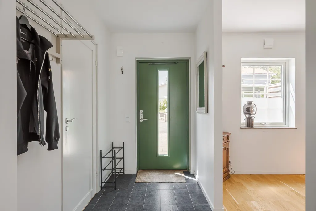 Hallway - Modern Flat with Balconies in Hasslum