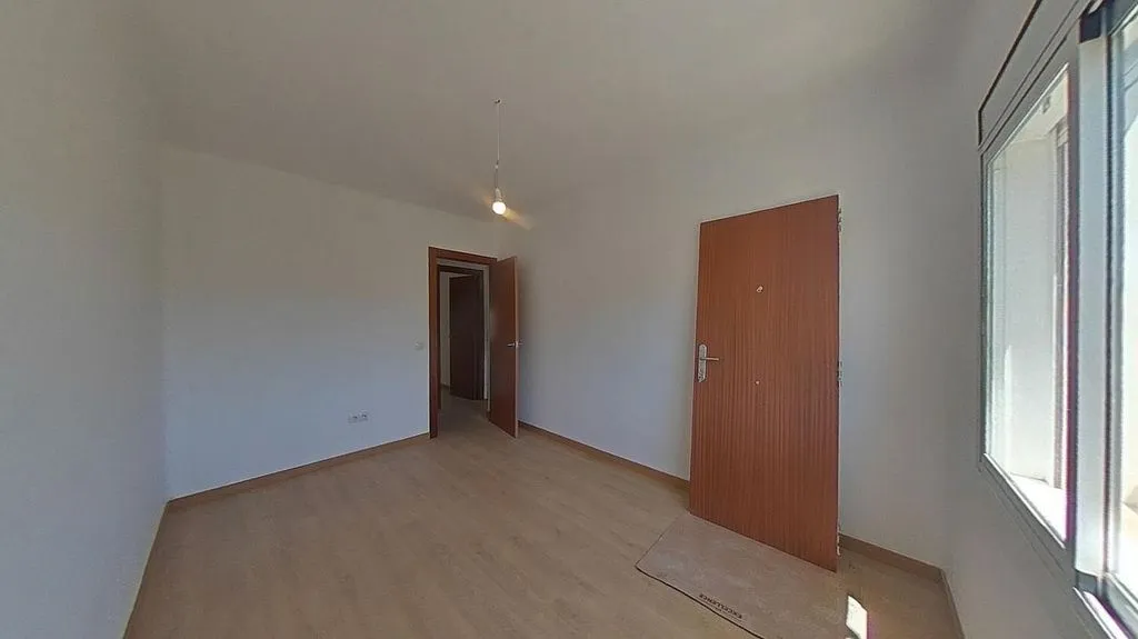 Toad - 3-Bedroom Apartment in Mollet del Vallès