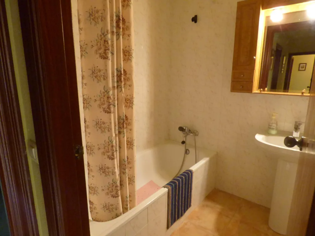 Vannitoad - Spacious Flat with Terrace in Torre del Mar