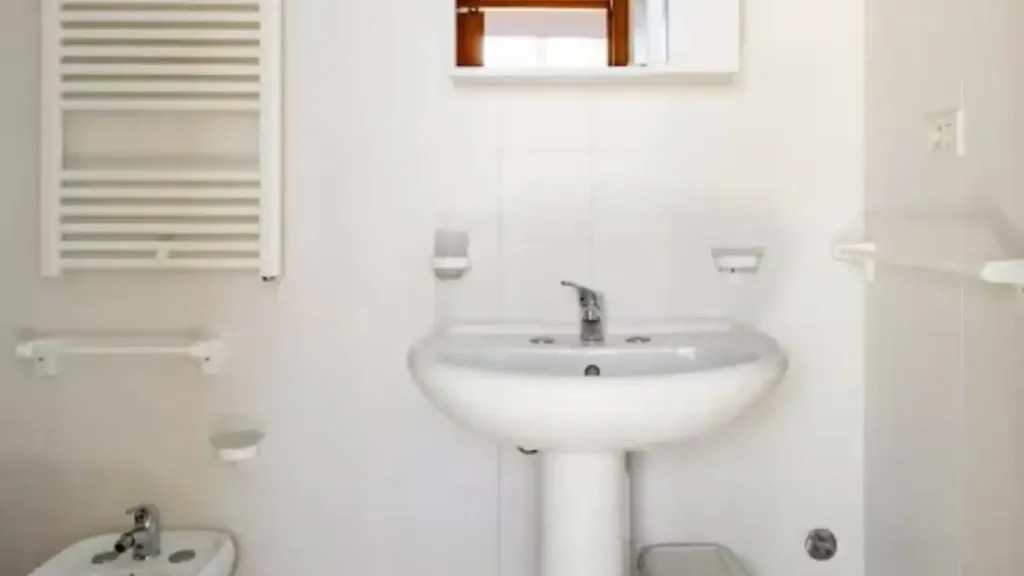 Salles de bain - Apartment with 3 Bedrooms in Noto