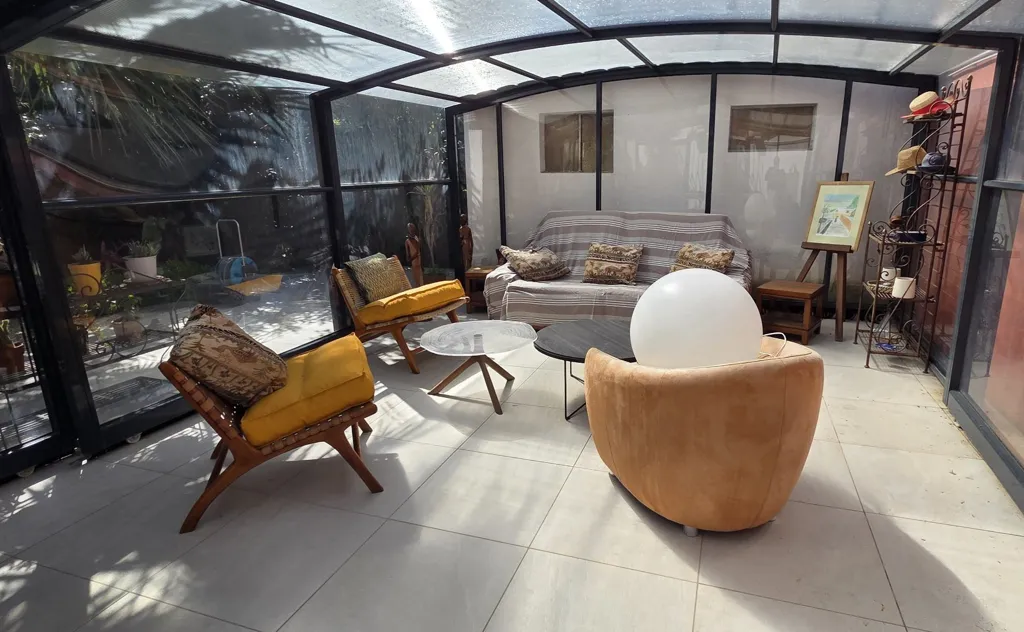 Terrass - Art Deco Townhouse with Pool in Sète