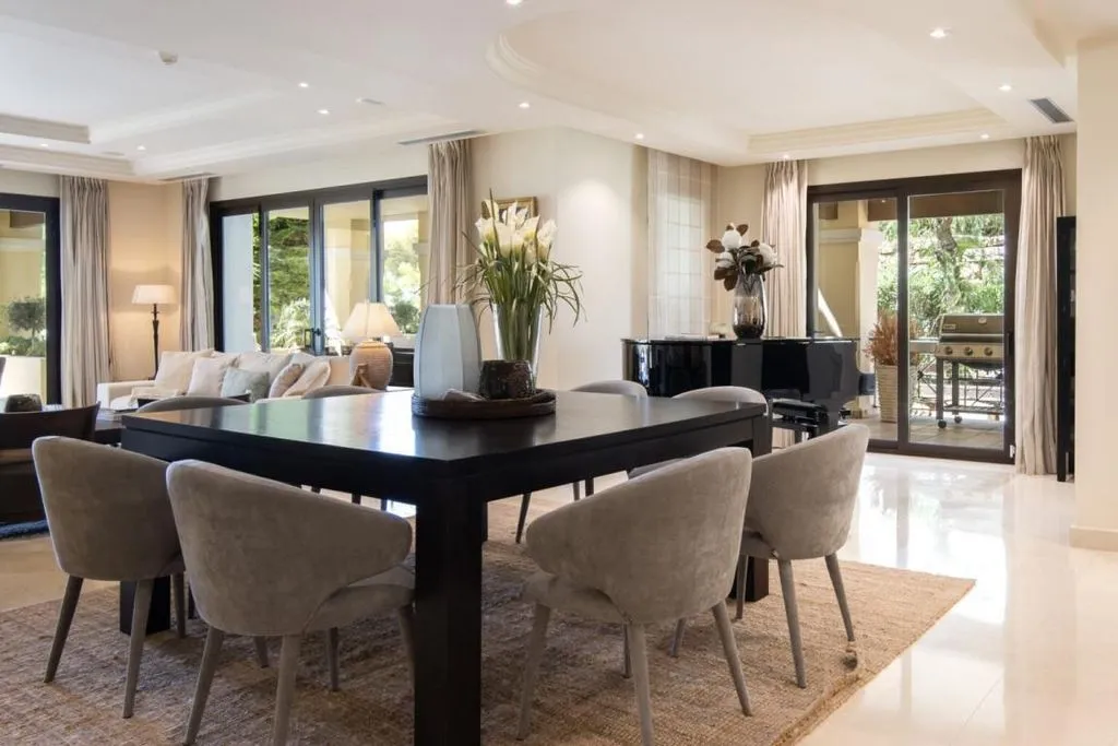 Salle à manger - Luxury Villa with Pool in Nueva Andalucia, Marbella