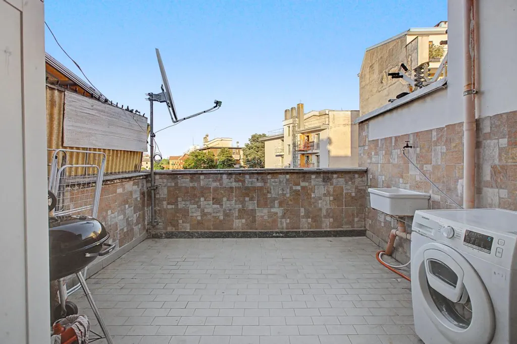 Terrasse - Studio Flat with Terrace in Milan