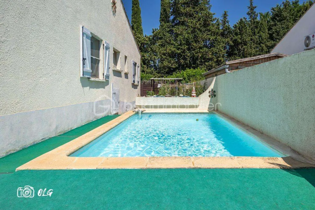 Piscine - Villa avec Studio Indépendant à Lansargues