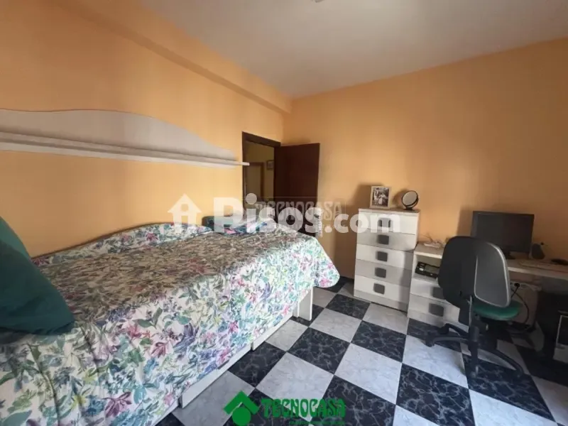 Chambres - Semi-Detached House with Terrace in Montoro