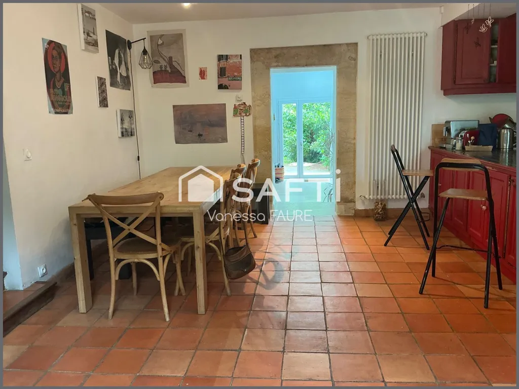 Salle à manger - Demeure en Pierre avec Piscine Chauffée près de Créon