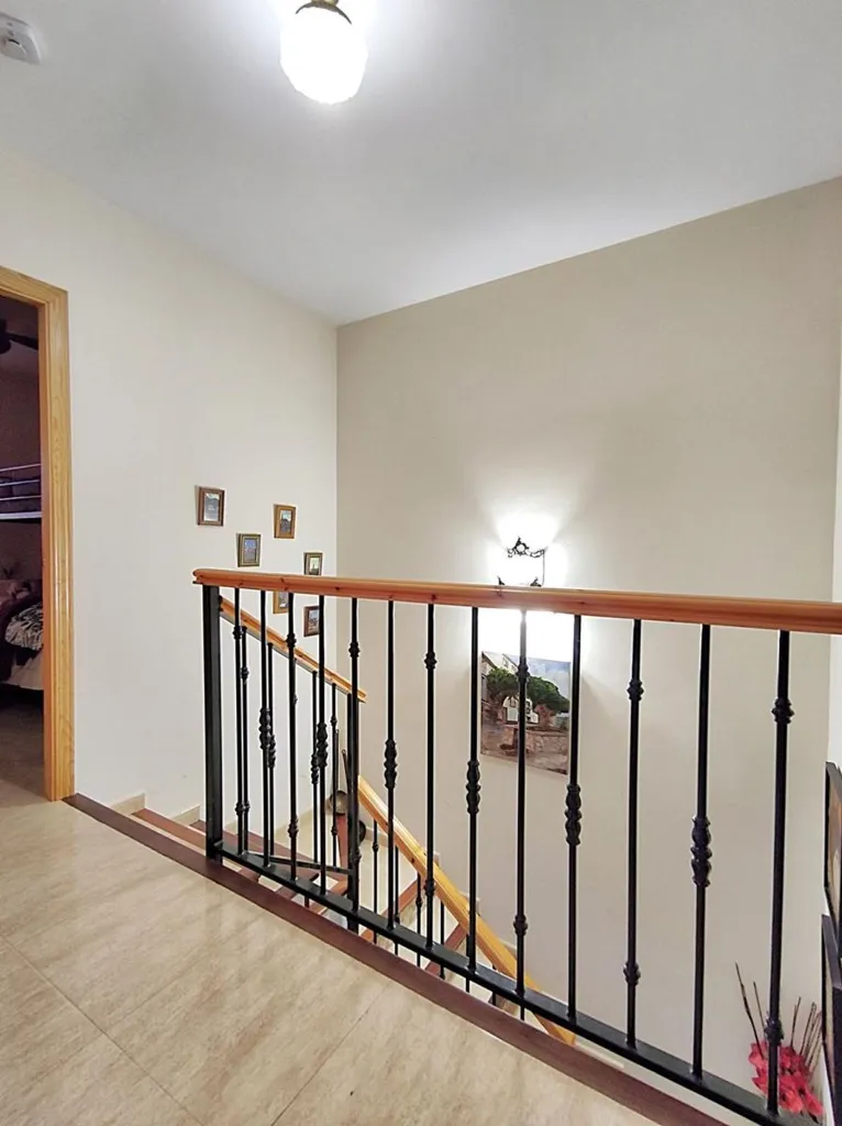 Toad - Detached Villa with Pool in Caspe