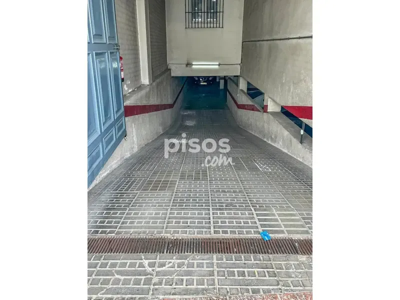 Garage - Modern Apartment with Balcony in Armilla