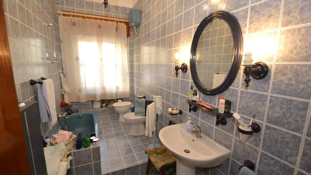 Vannitoad - Villa with Seafront Access in Rosignano Solvay