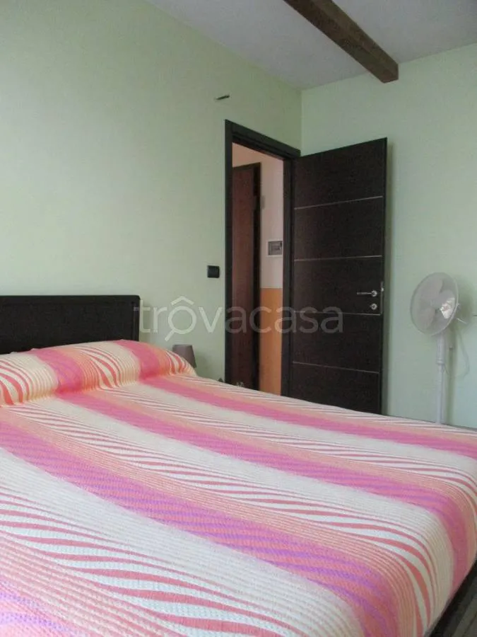 Magamistoad - Recently Built Apartment with Garden in Savigliano