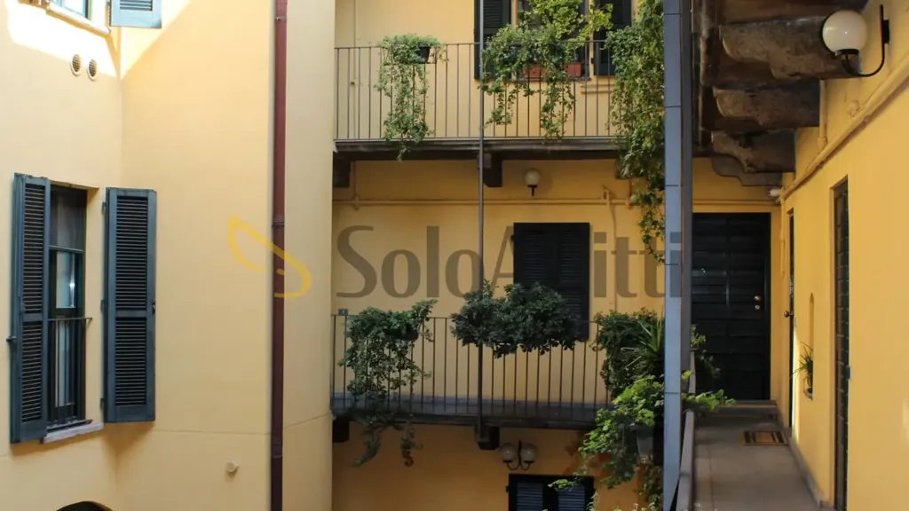 Aed - Modern Studio with Lift in Milan
