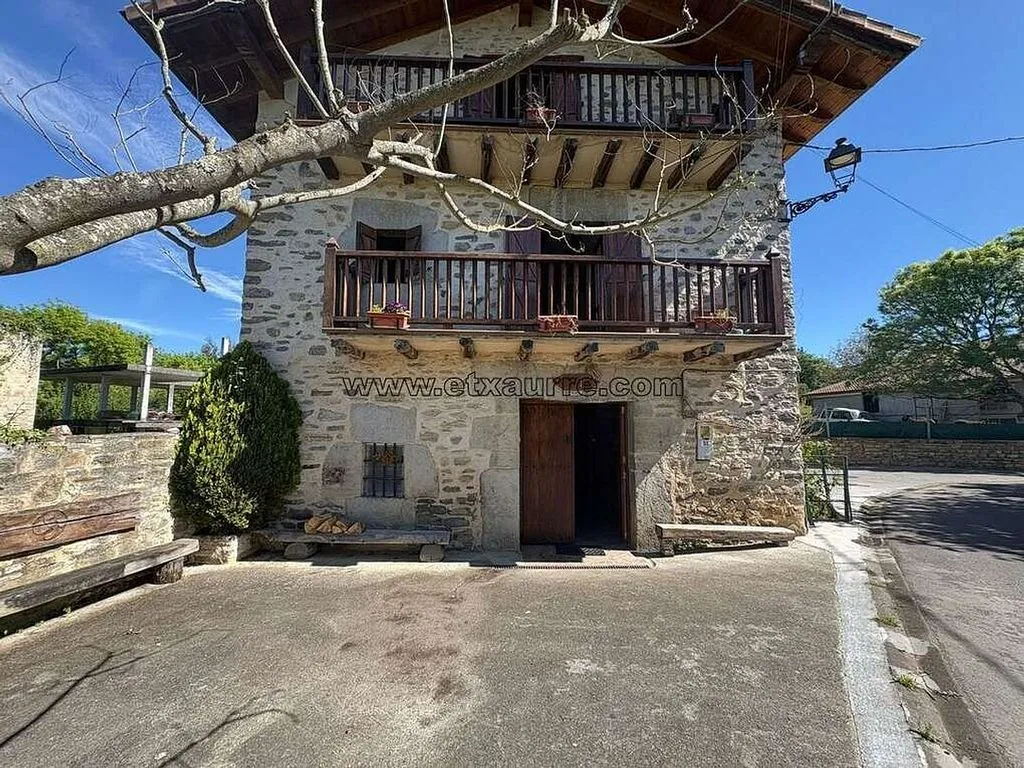 Extérieur - Rural House with Balcony in Ayala