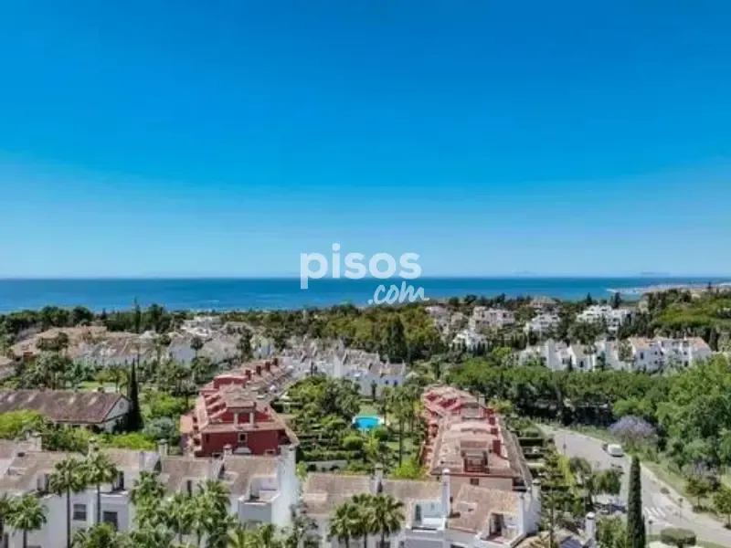 Luxury Semidetached House with Pool in Marbella
