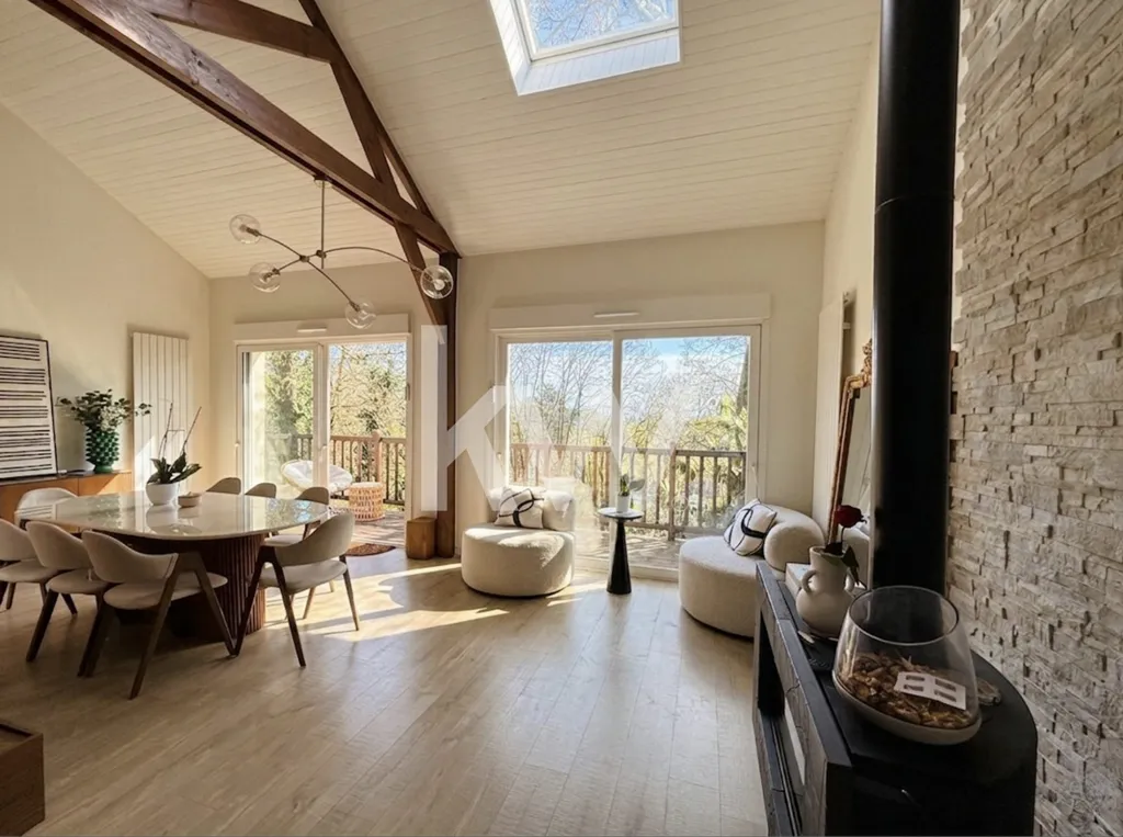 Söögituba - Luxury House with Panoramic View in Montmorency