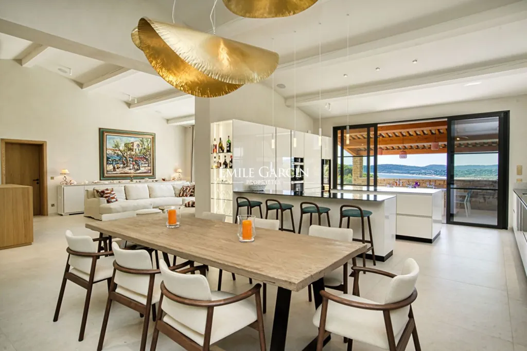 Söögituba - Villa with Panoramic Sea View in Ramatuelle