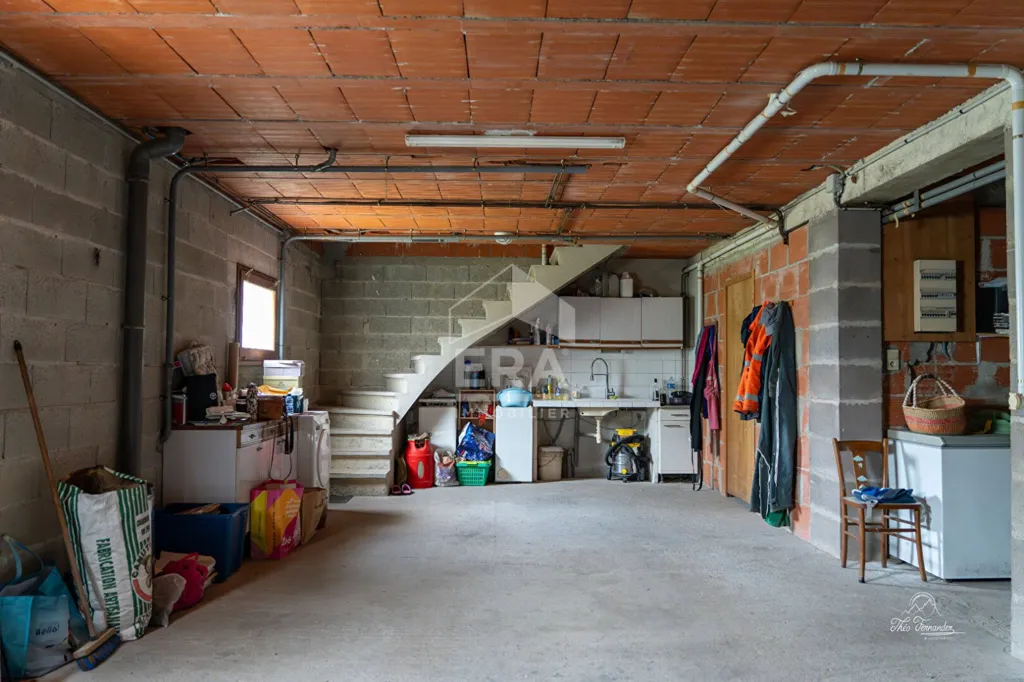 Garage - Villa avec Piscine et Parc Arboré près de Nérac