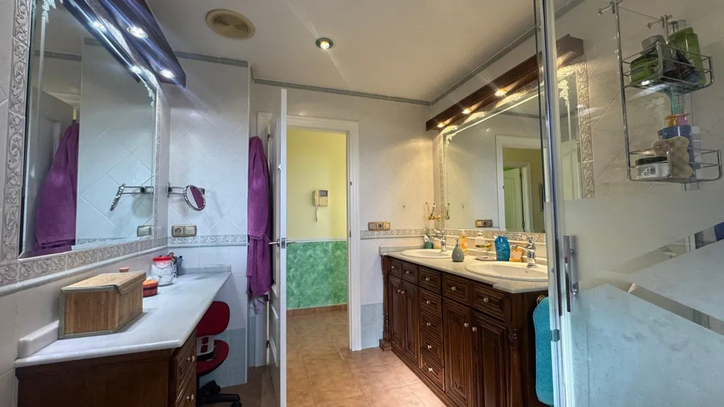 Vannitoad - Chalet with Pool in Sax