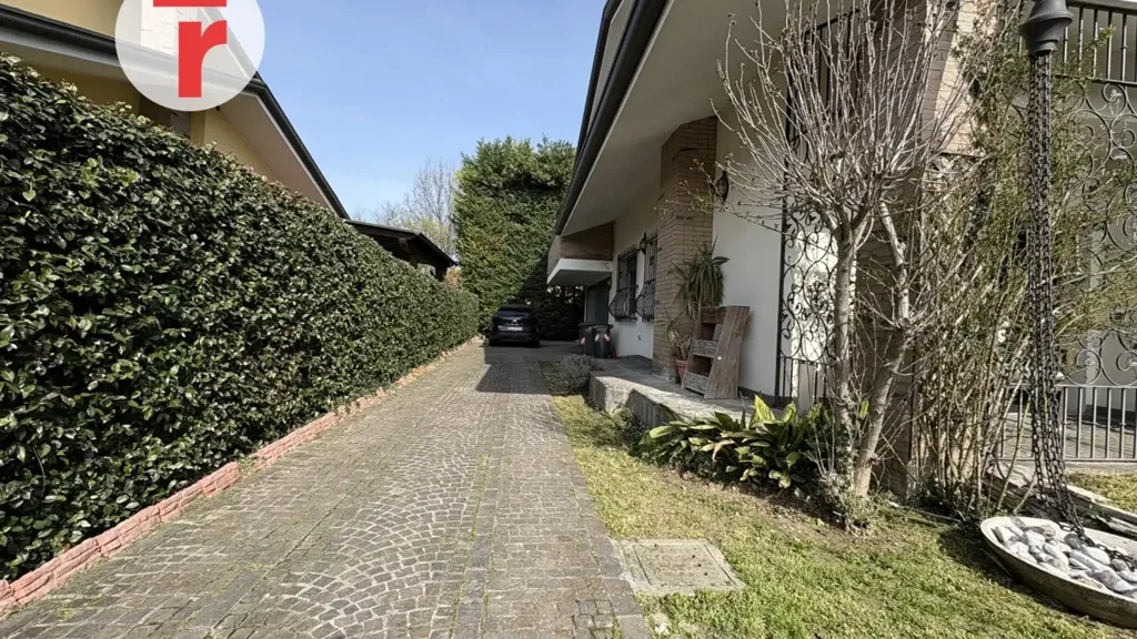 Maison 5 pièces à IT