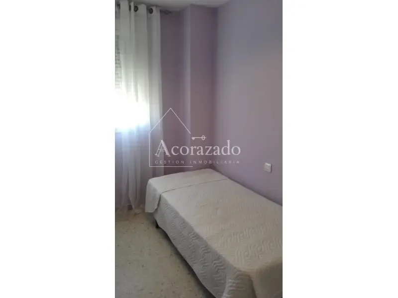 Chambres - Furnished Flat with Terrace near University