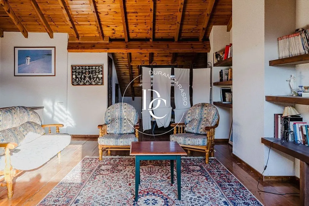 Séjour - Luxury Villa with Mountain Views in Ger