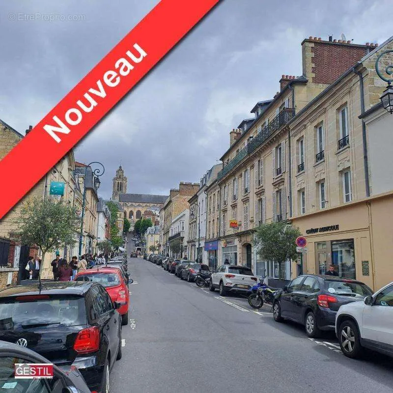 Extérieur - Immeuble de Bureau à Pontoise, Proche Gare