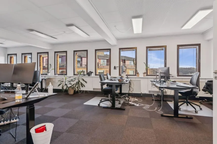 Bureau - Office Space with City and Lake Views in Skanderborg